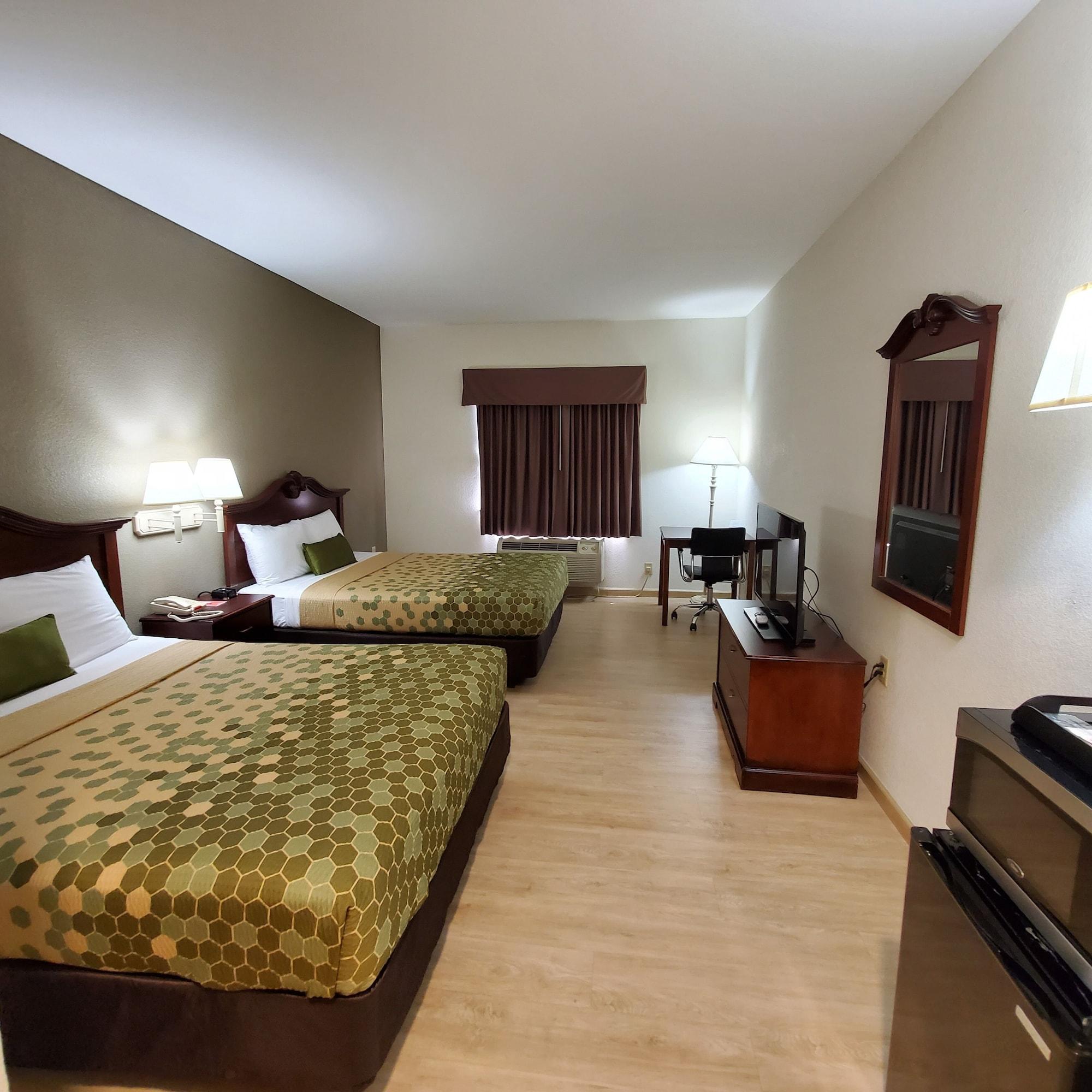 Econo Lodge *